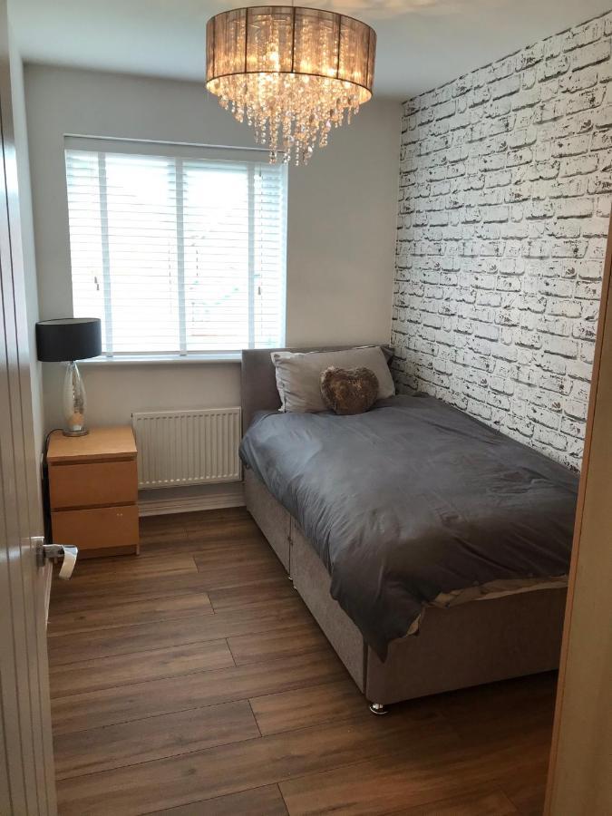 Double Room With En-Suite. Central For North West Rainhill Eksteriør bilde